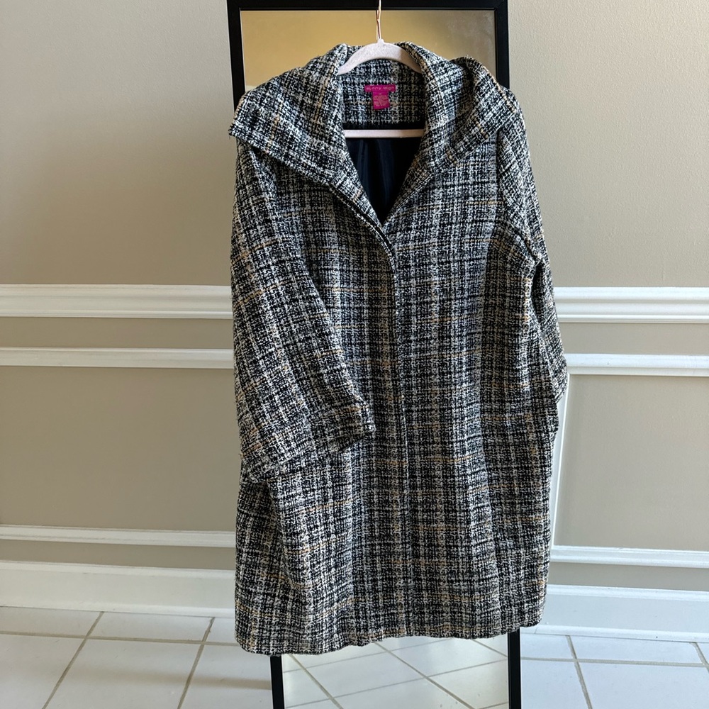 Sunny Leigh Plaid Coat With Wide Sleeves